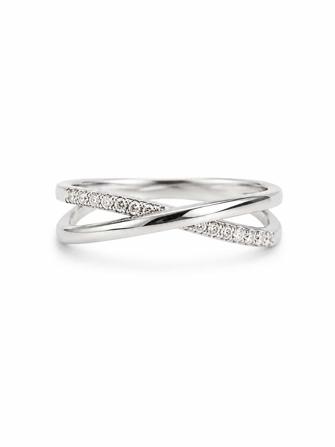 elara-platinum-polished-criss-cross-sparkle-ring